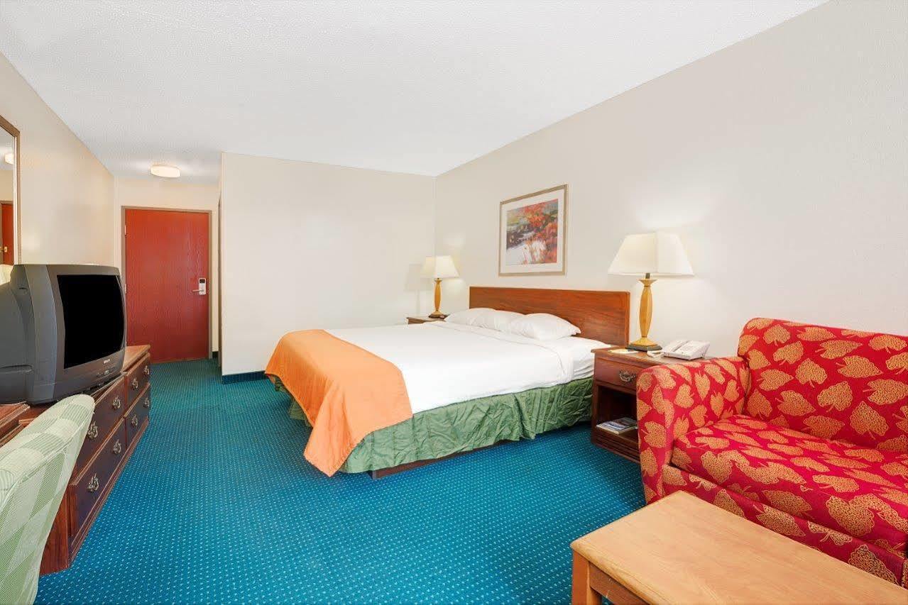 Quality Inn Noblesville-Indianapolis Exteriör bild