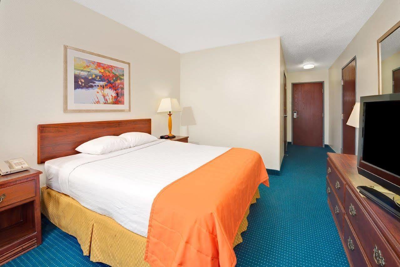 Quality Inn Noblesville-Indianapolis Exteriör bild