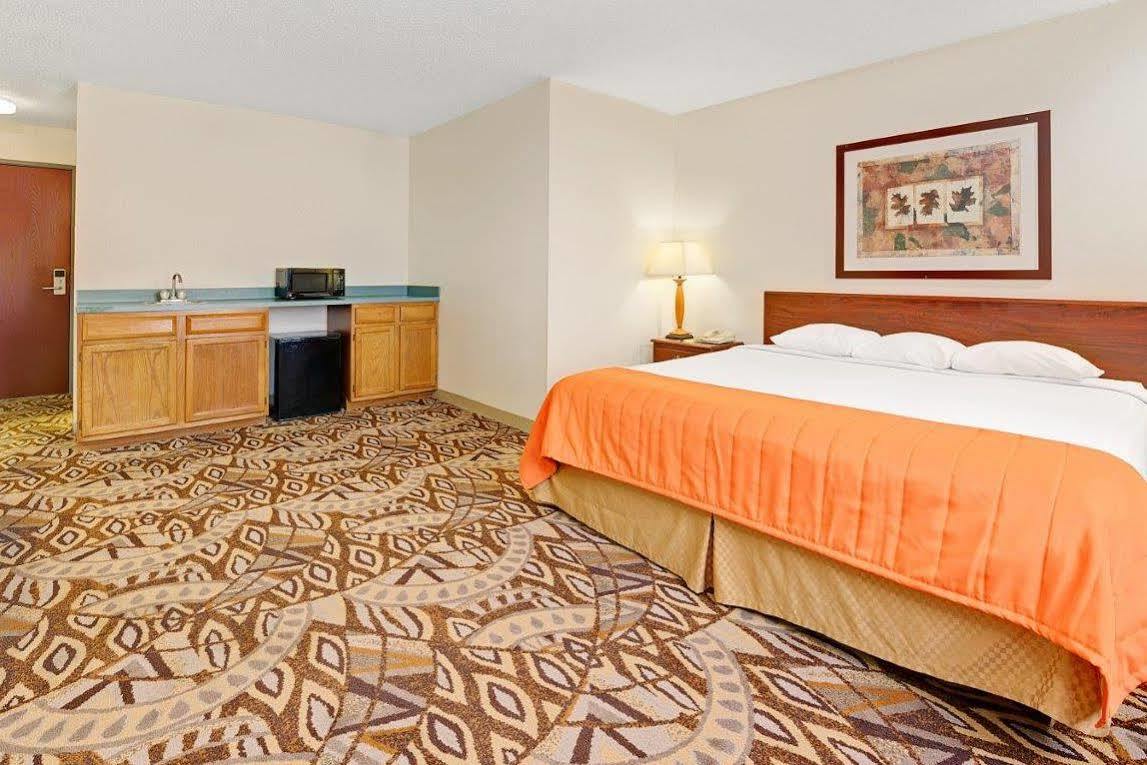 Quality Inn Noblesville-Indianapolis Exteriör bild
